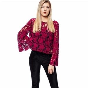 Cupcakes & Cashmere | Burgundy | Sheer Lace | Lined Top| Bell Sleeve | Size L